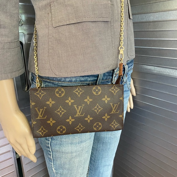 Louis Vuitton Handbags - Louis Vuitton Pochette Pouchette Monogram
